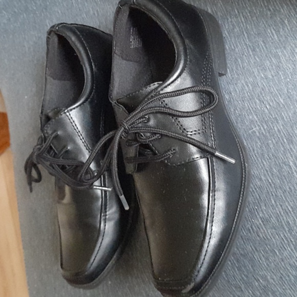 Smartfit dress shoes, size 1, black - Picture 2 of 3
